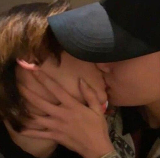 things you see online (insecurities AU)